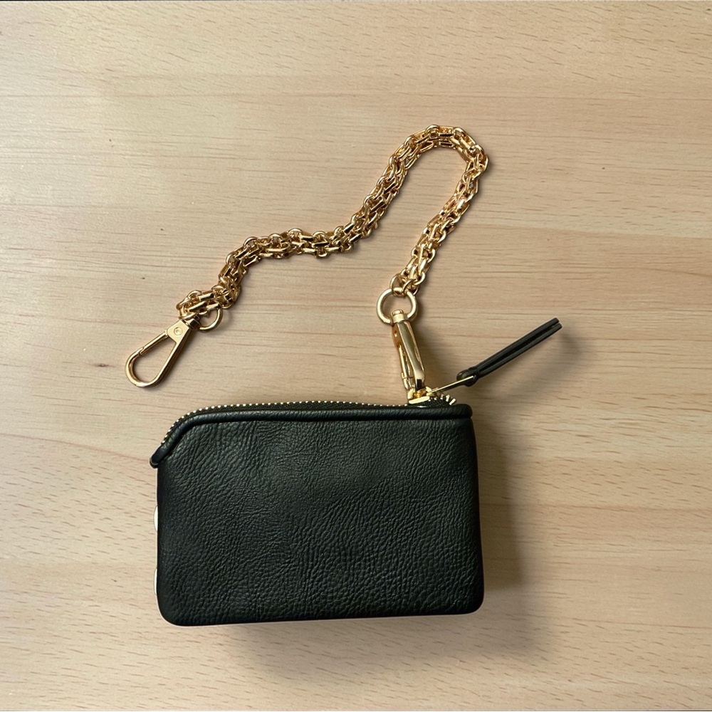 Universal Thread Black and White Checker Money Pouch with Detatchable Gold Chain - Picture 5 of 16